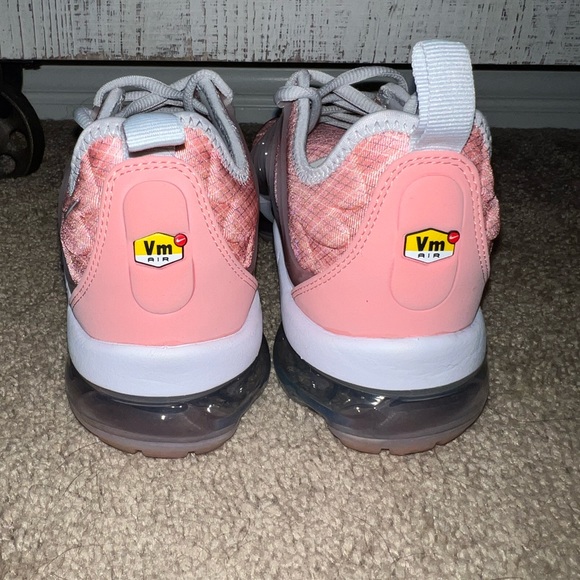 Women’s Nike VaporMax Plus - Picture 5 of 13